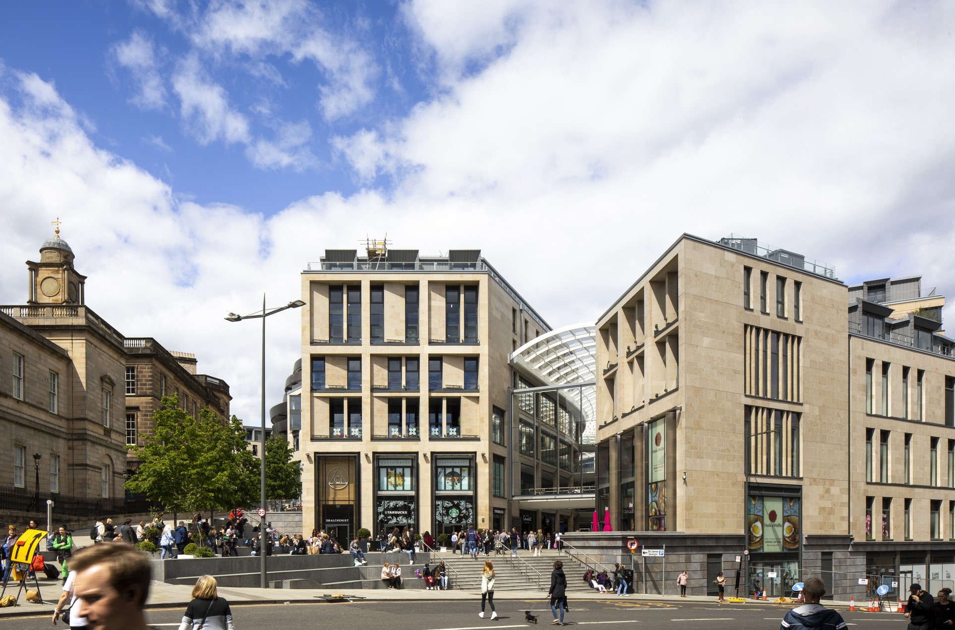 DAF Guests :W-B Shares St. Jamess Square, Edinburgh One Liverpool Urban Renewal Project(圖2) 愛丁堡圣詹姆斯廣場.jpg