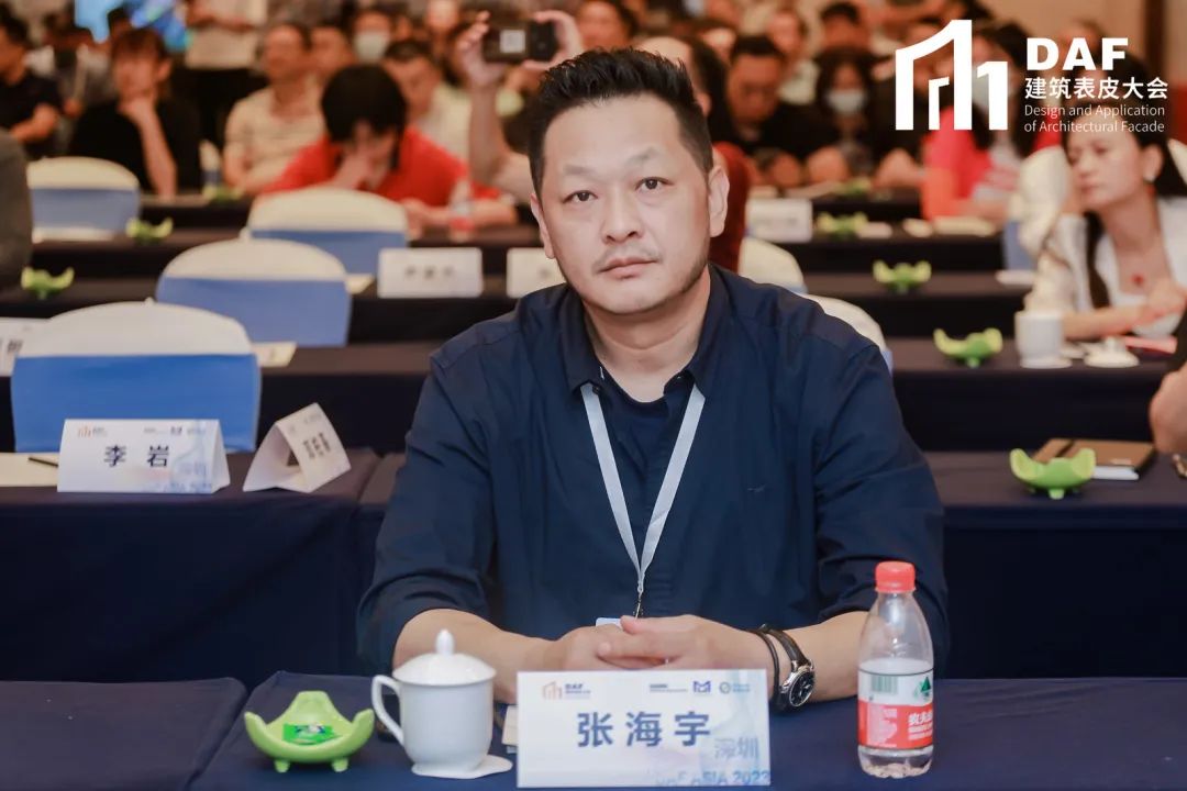熱烈歡迎天津市鋼結構幕墻和門窗協(xié)會張海宇會長蒞臨DAF總部考察！(圖2)